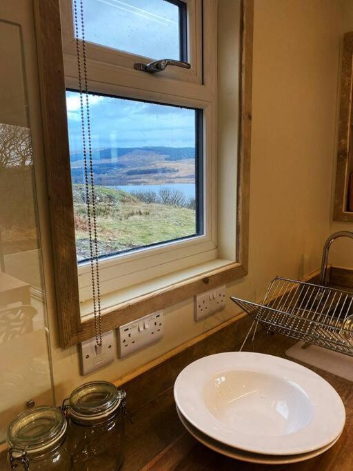 Odhran Lodge, St Conan'S Escape: Home With A View Loch Awe 外观 照片